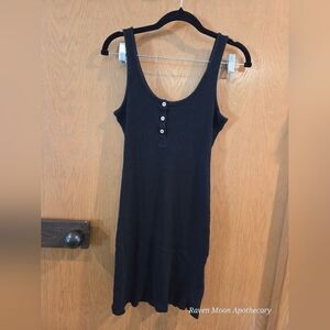Black Sleeveless Ribbed Dress